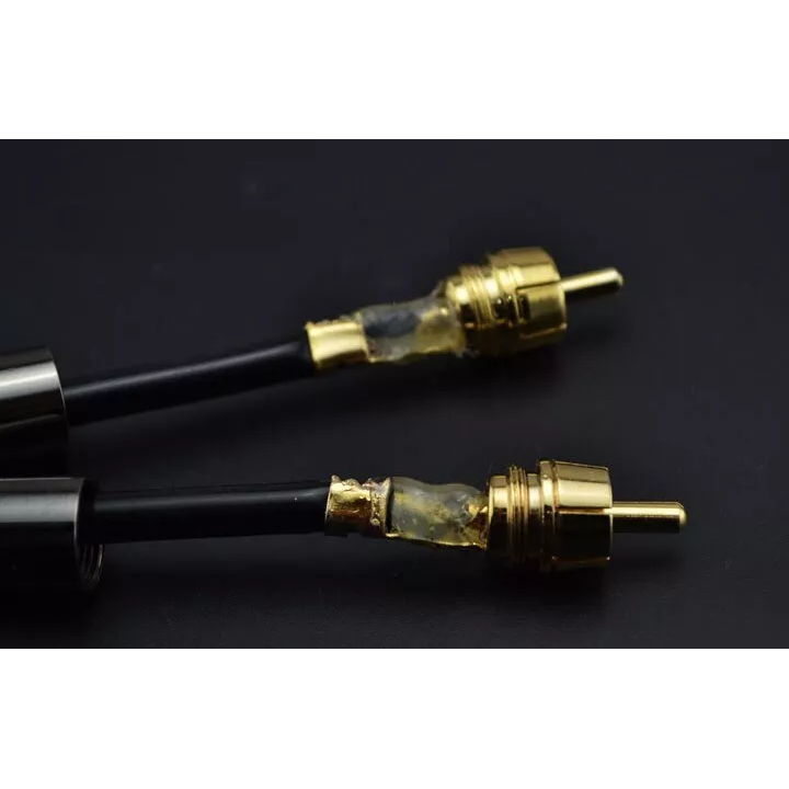 Premium RCA Splitter Cable – 2 Male to 4 Female, Gold-Plated Audio/Video Adapter